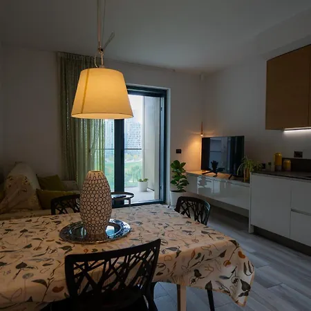 Apartment Wellness E Relax, Ideale Per Raggiungere Rho Fiera